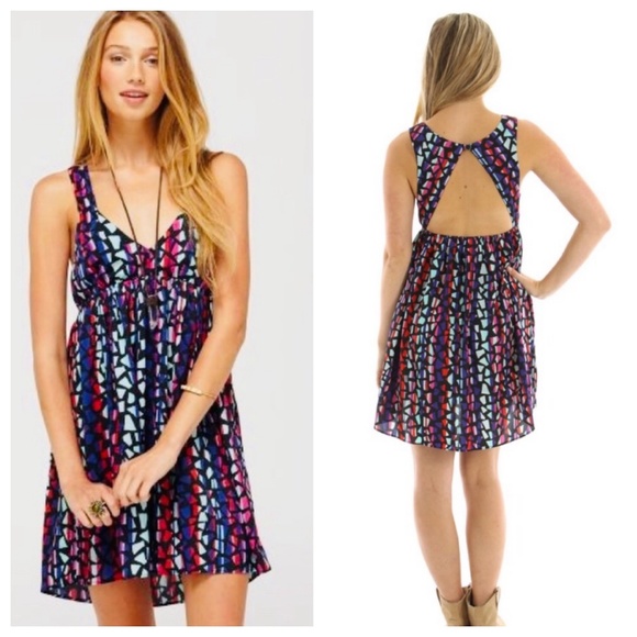 Roxy Dresses & Skirts - Roxy Love Seeker Open-Back Geometric Tank Dress